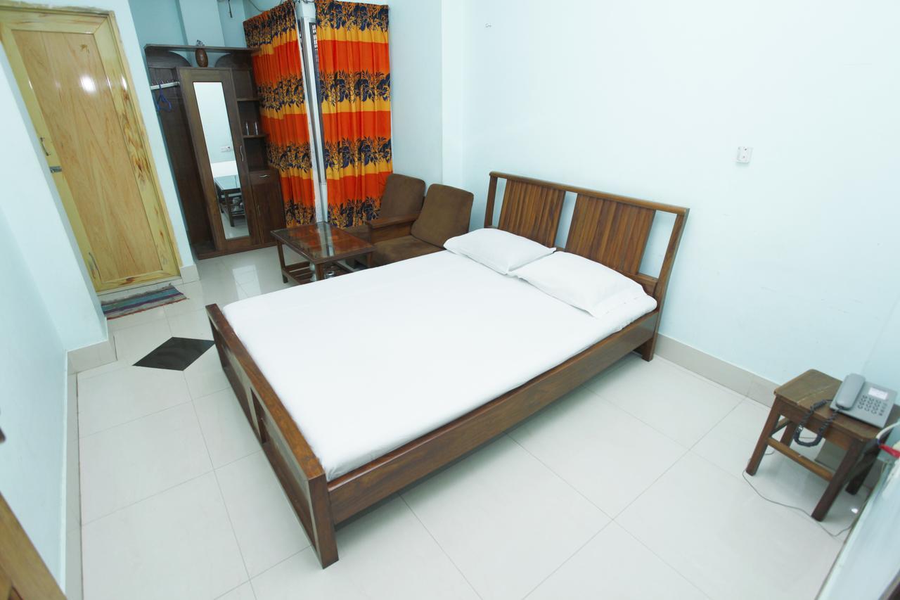Hotel Star Park Dakhin Kattali Room photo