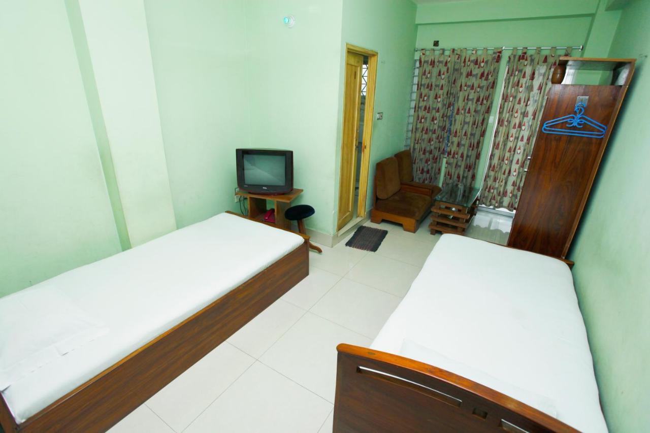 Hotel Star Park Dakhin Kattali Room photo